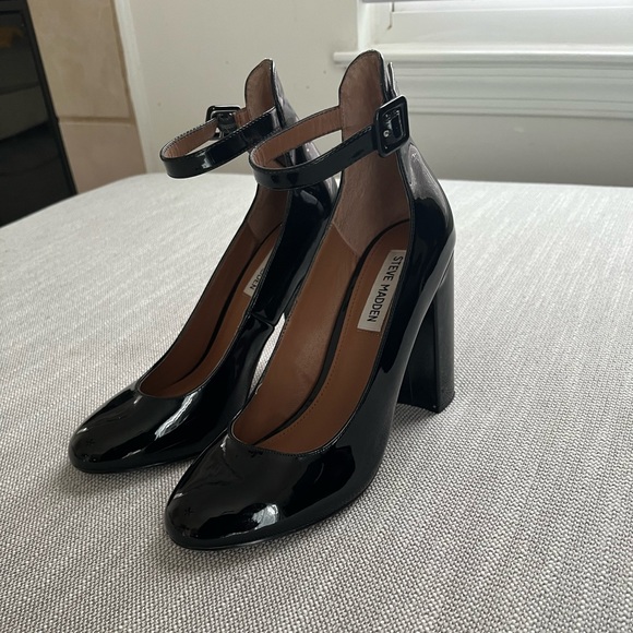 Steve Madden Platform Heels - Picture 2 of 13